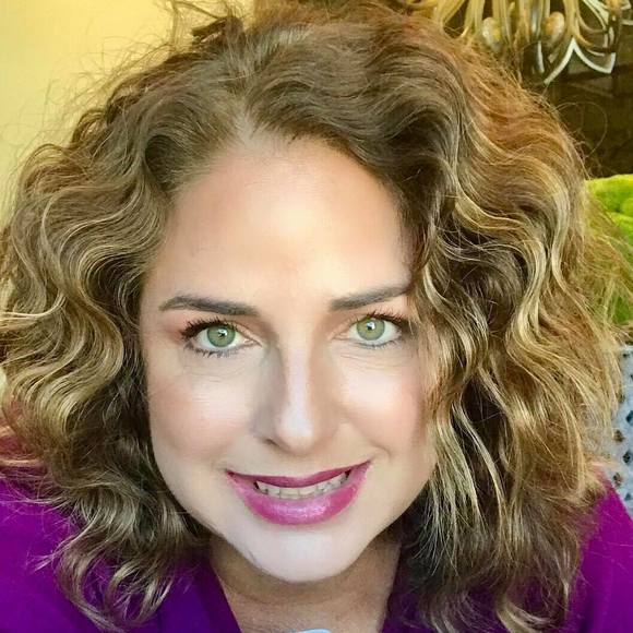 Meet your Posher, Shonda - Picture 1 of 1